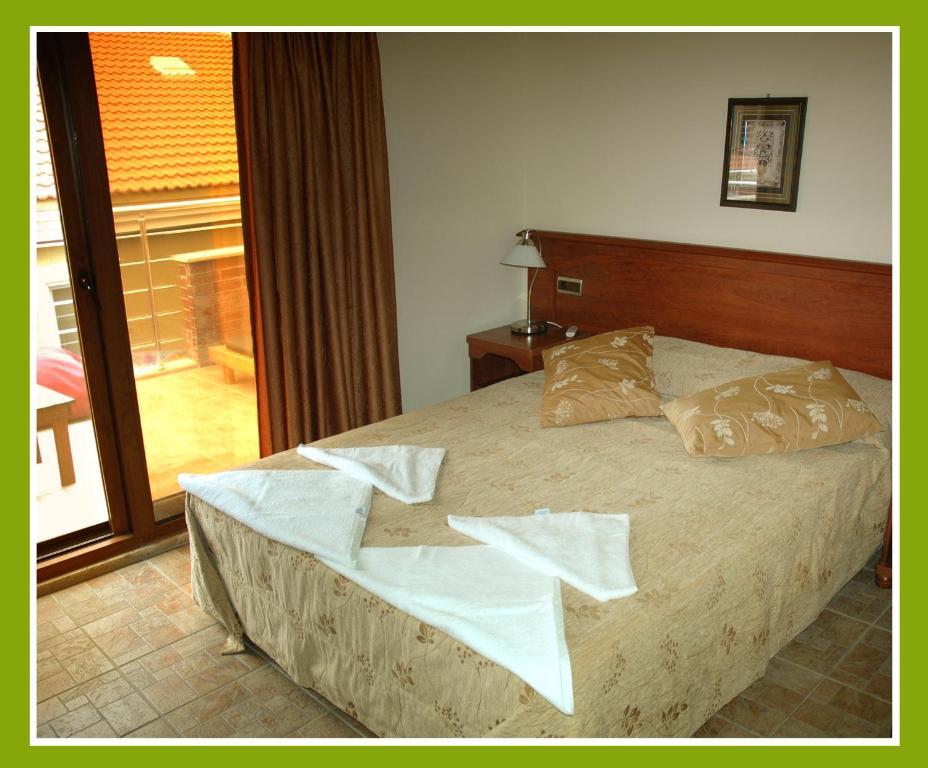 Longhouse Inn Hotel 达利安 外观 照片