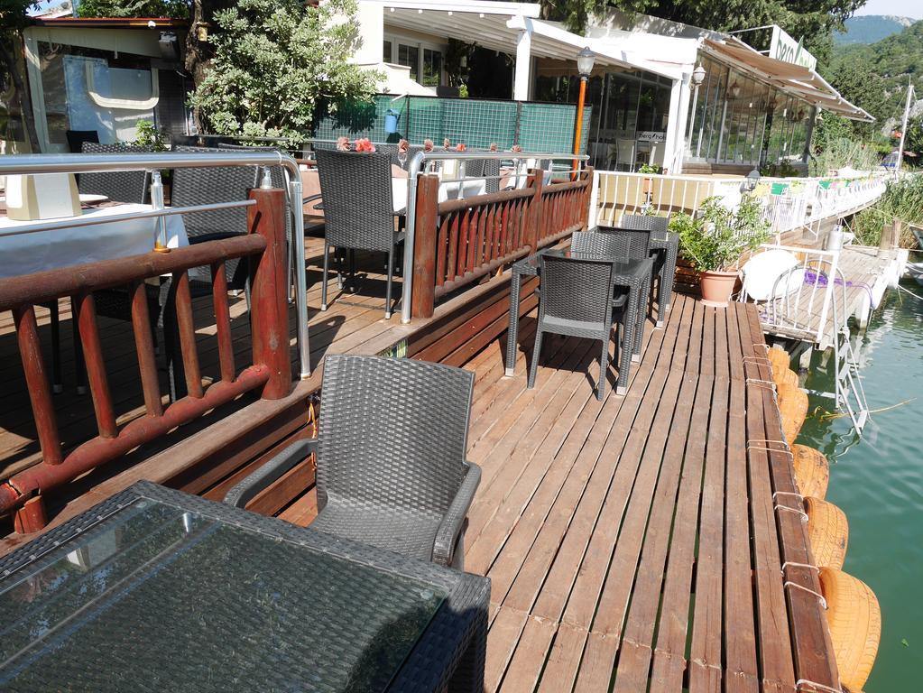 Longhouse Inn Hotel 达利安 外观 照片
